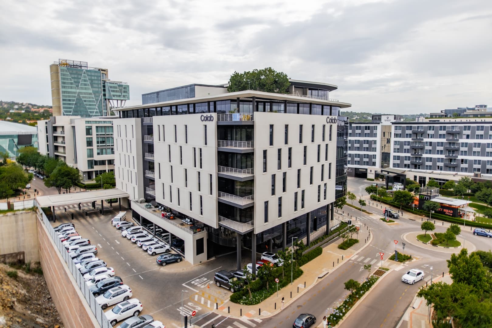 Meeting room with round table