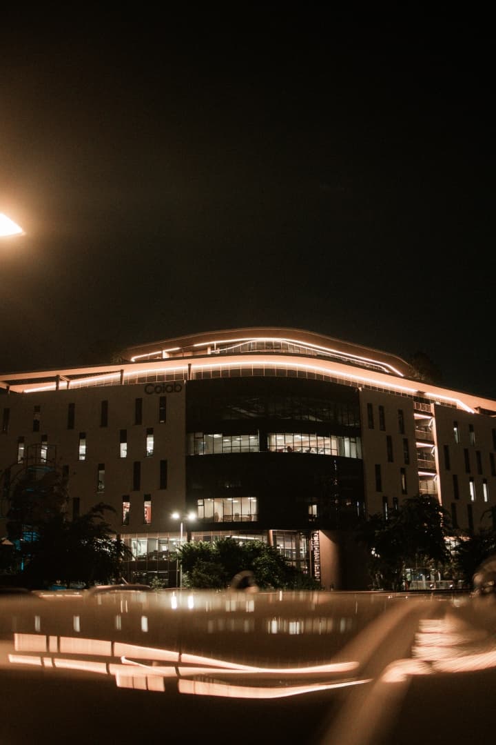 Meeting room with round table