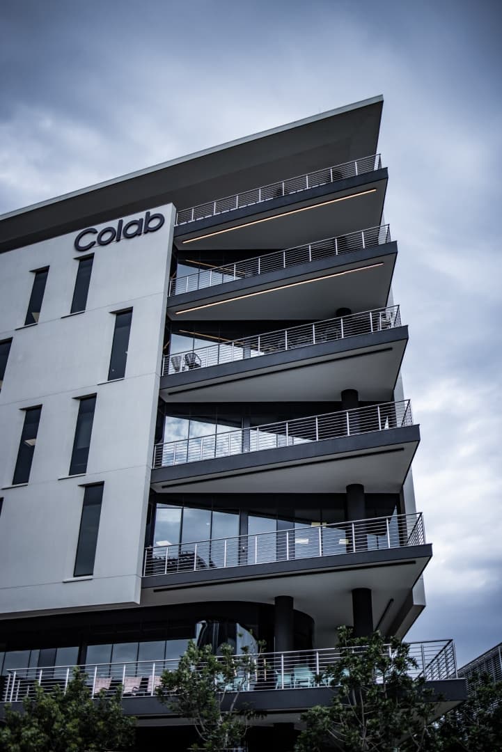 Meeting room with round table
